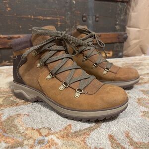 Women’s Merrell Brown Hiking Boots